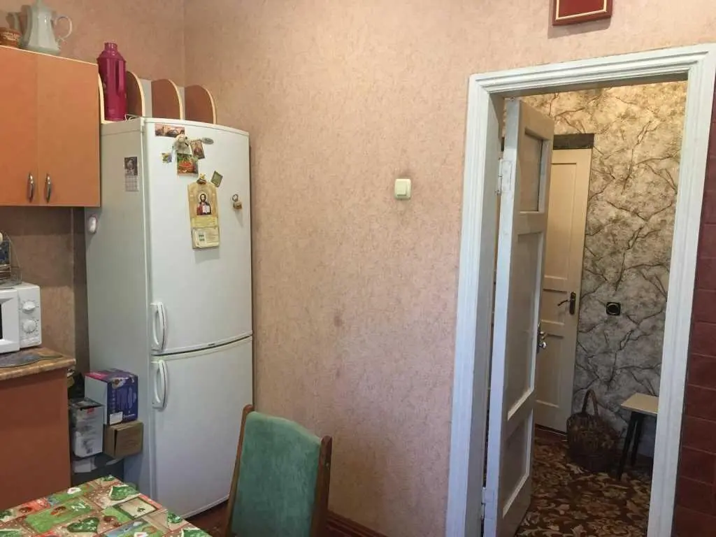 Цегляний будинок з окремим двором! 