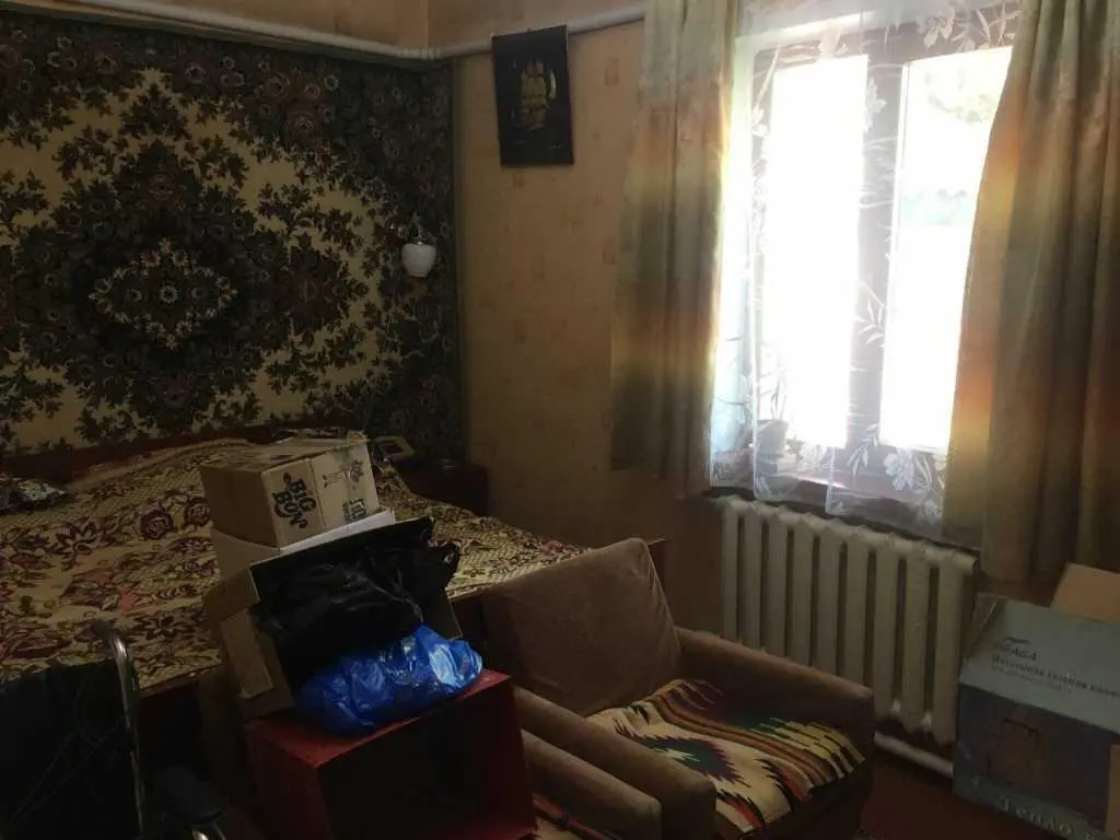 Цегляний будинок з окремим двором! 