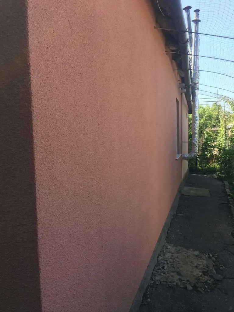 Цегляний будинок з окремим двором! 