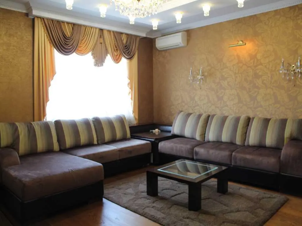 Дворівненва квартира в центрі