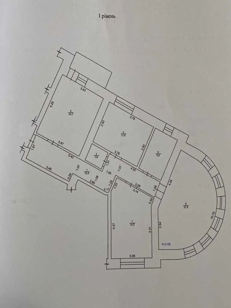 Квартира з панорамним видом на Подолі