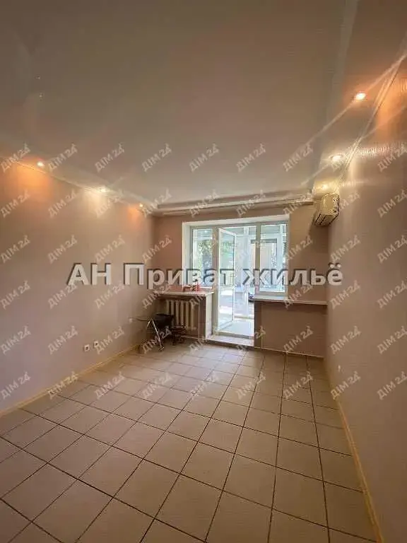 Двокімнатна квартира в центрі