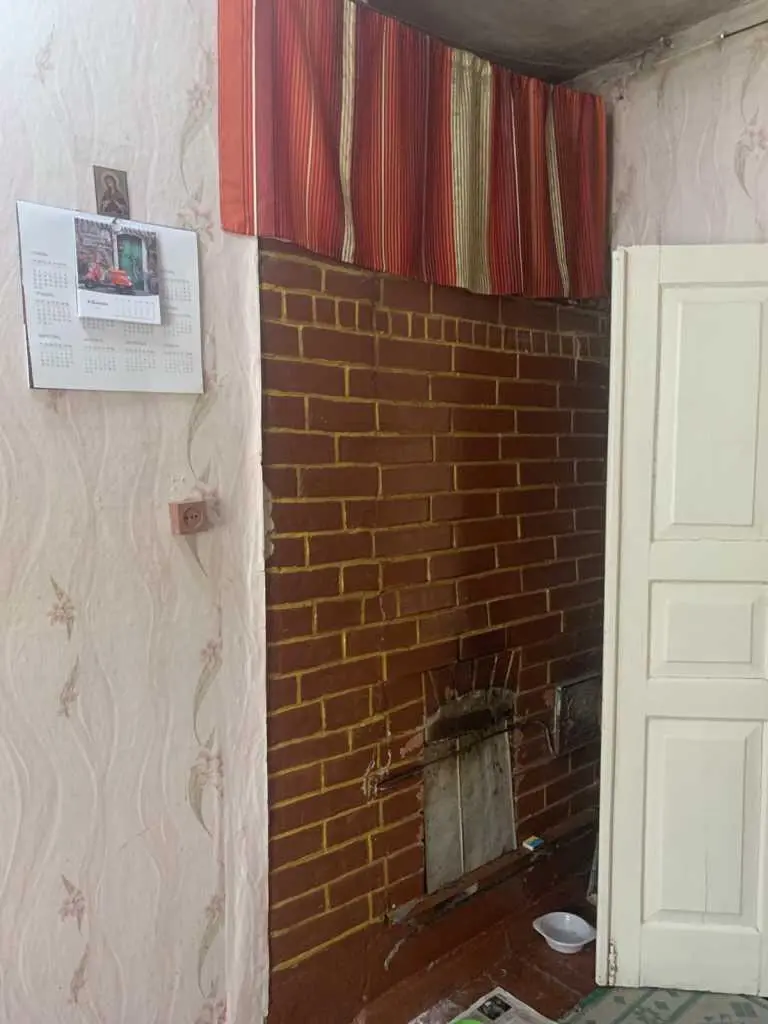 Будинок з великою земельною ділянкою у передмісті Полтави