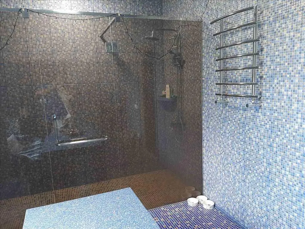 Дім у сосновому лісі