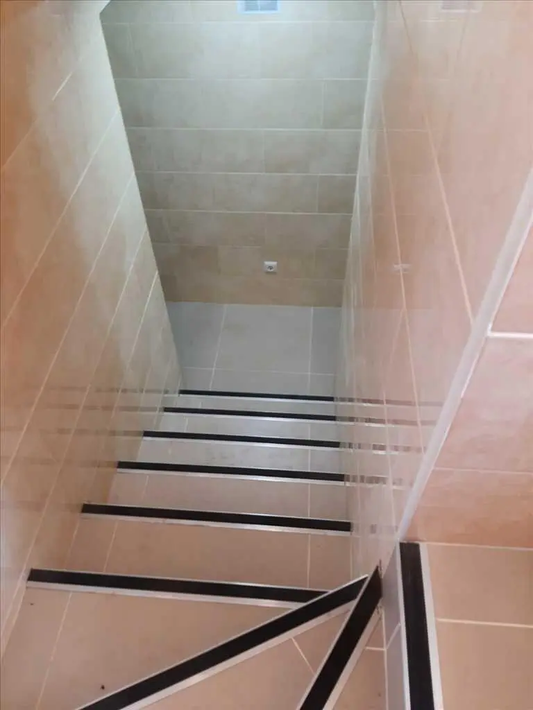 Дім у сосновому лісі