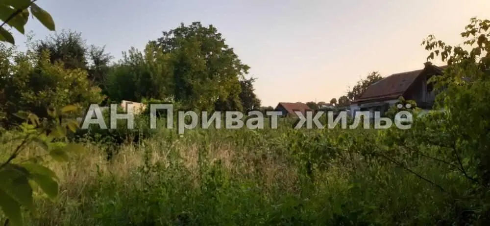 Прекарасный участок в Кобыщанах 6.5 соток