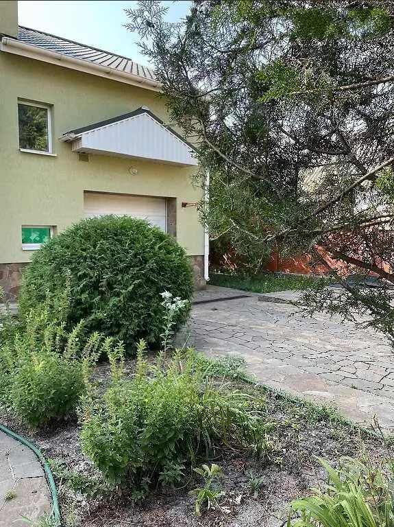 Будинок для великої родини