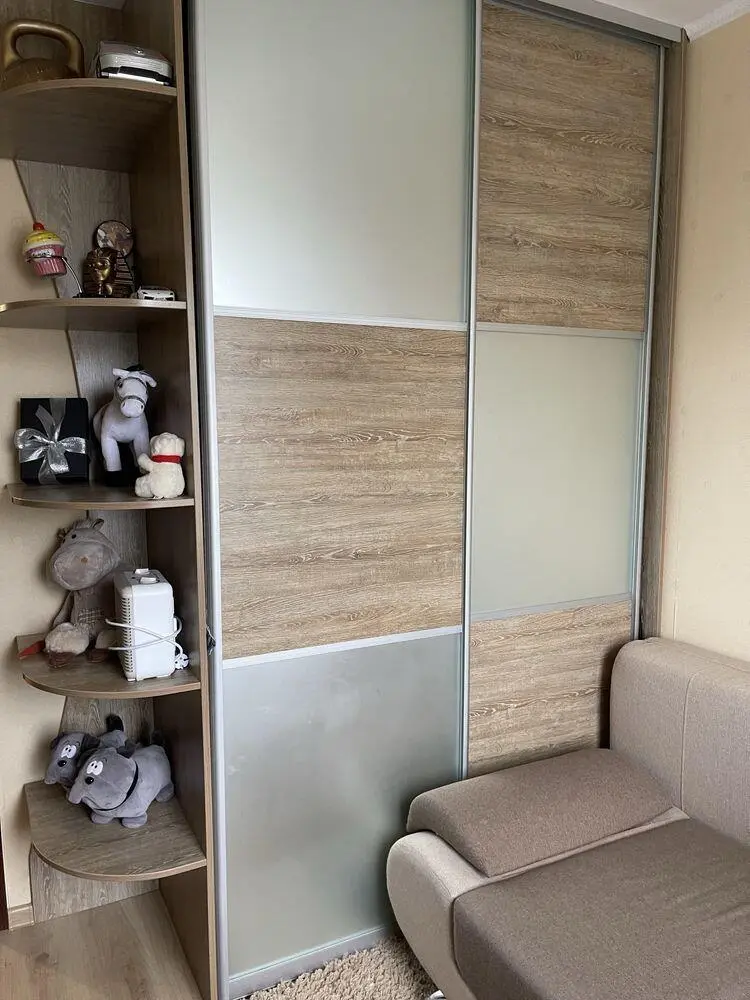 3 кімнатна квартира в гарному стані. Меблі та техніка в подарунок! 