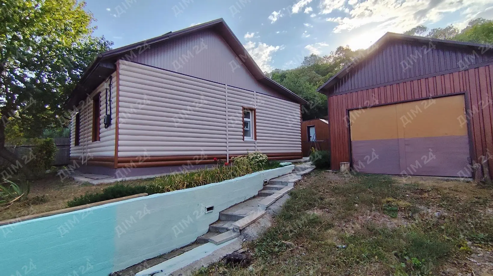 Окремий будинок на Вороніна