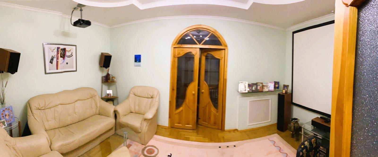 Історичний центр, квартира як під бізнес так і для проживання.