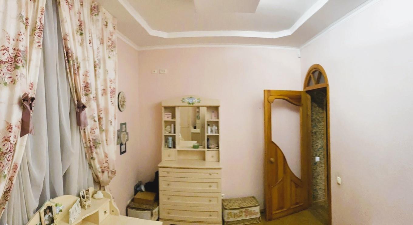 Історичний центр, квартира як під бізнес так і для проживання.