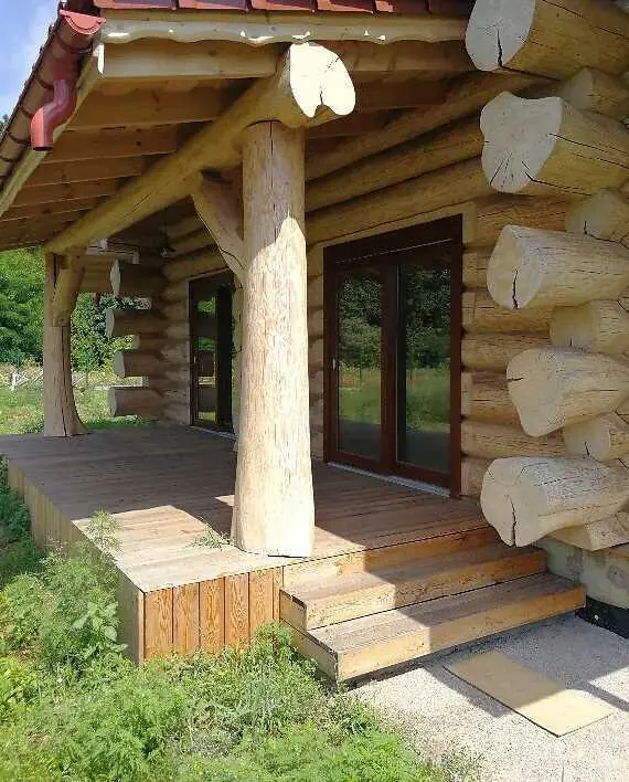 Унікальний будинок в Яру