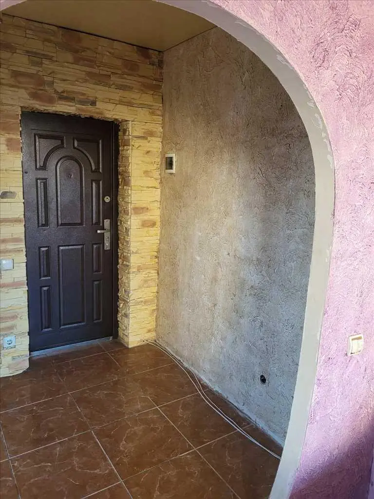 Гарна квартира поруч з 38 школою.