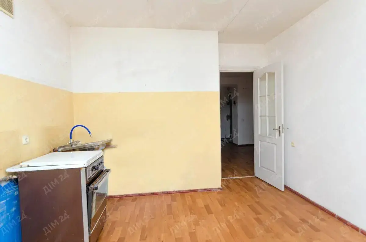 3 кімнатна квартира на Подолі