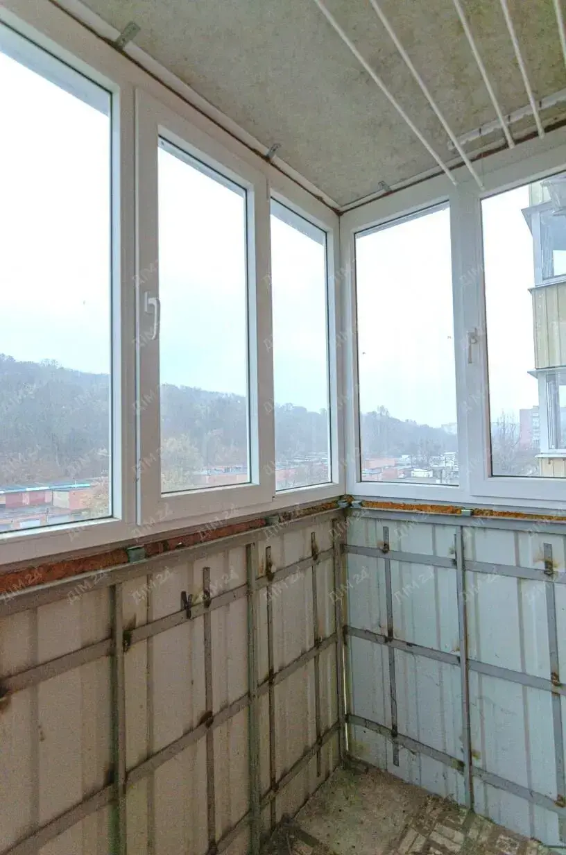 3 кімнатна квартира на Подолі