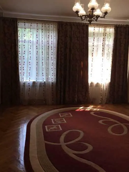 Трикімнатна в Авіагородку