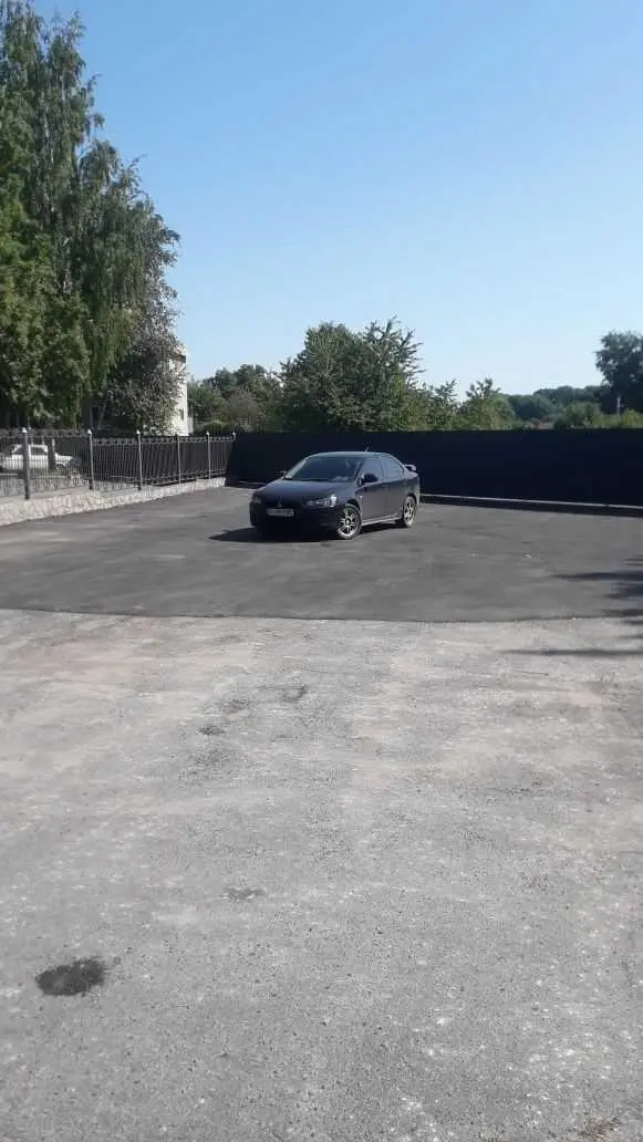 Половки. Ділянка по червоній лінії. 