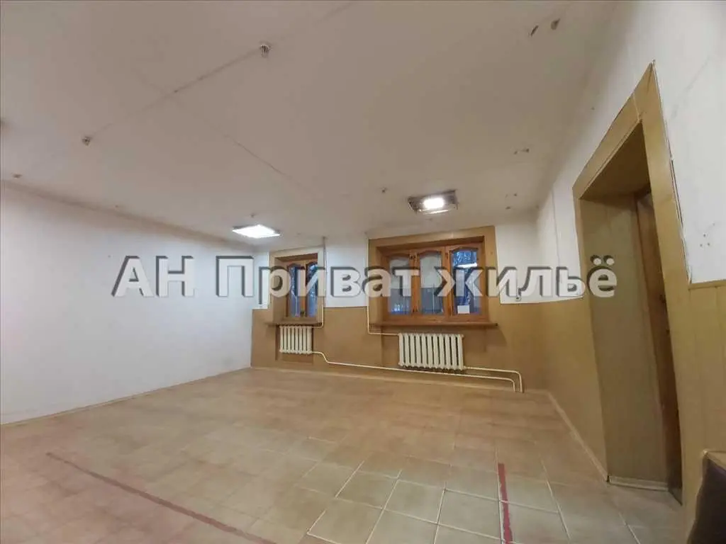 Вигідна пропозиція, комерційне приміщення, червона лінія