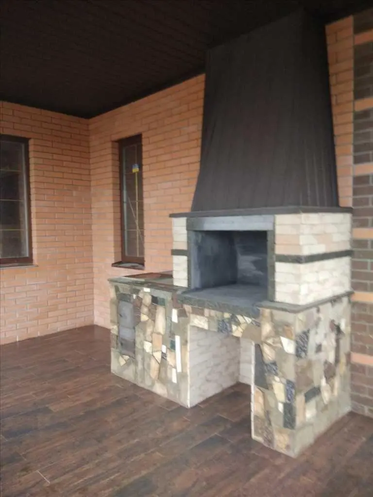 Сучасний будинок в елітному районі міста!