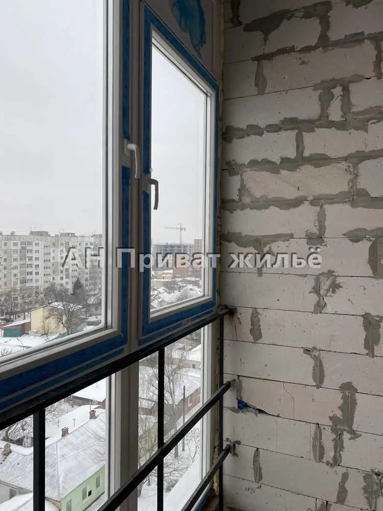 Новобудова в центрі, цегла, зданий будинок! 