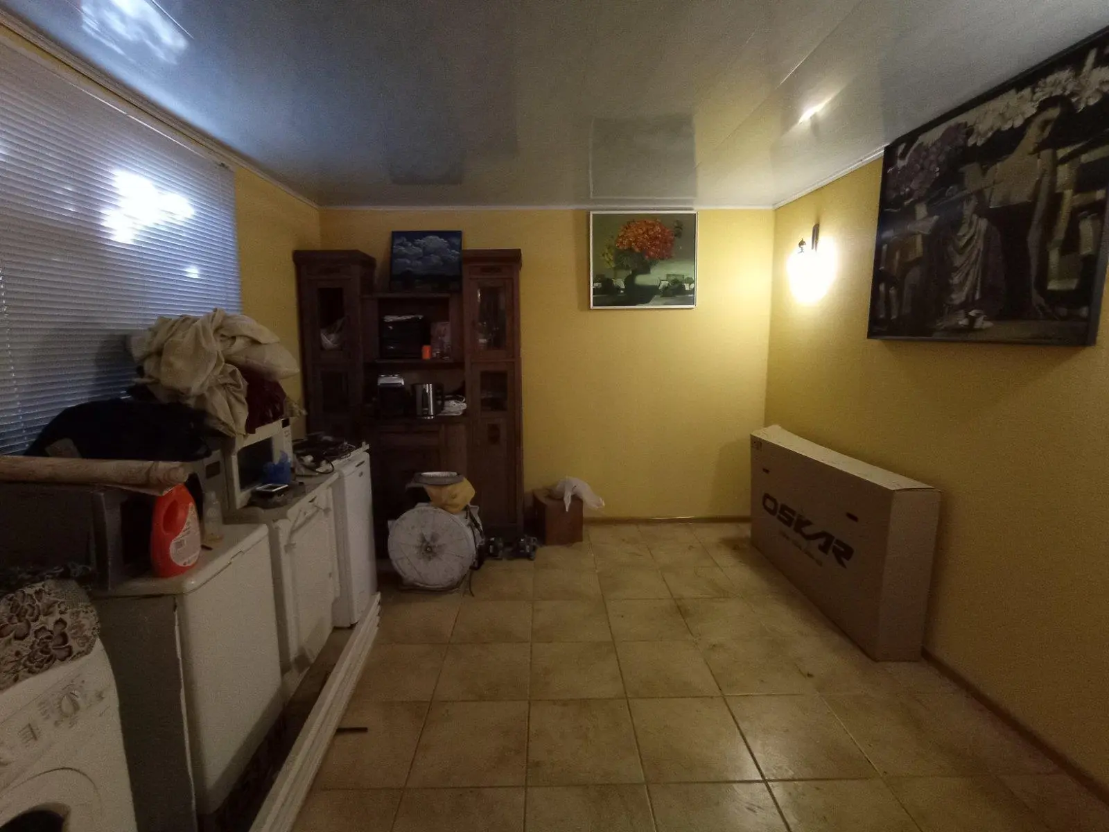 Частина будинку на Південному Вокзалі