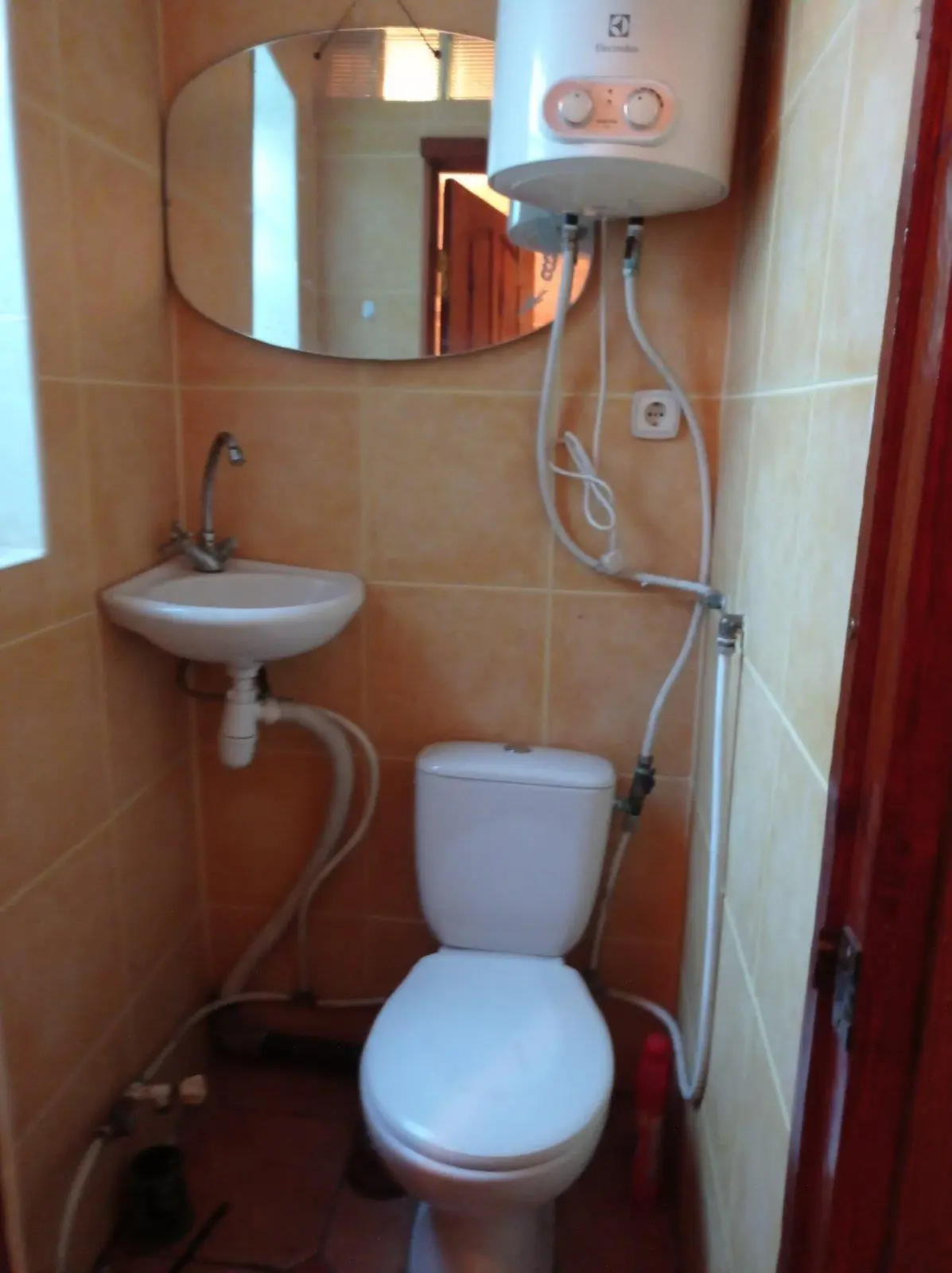 Частина будинку на Південному Вокзалі