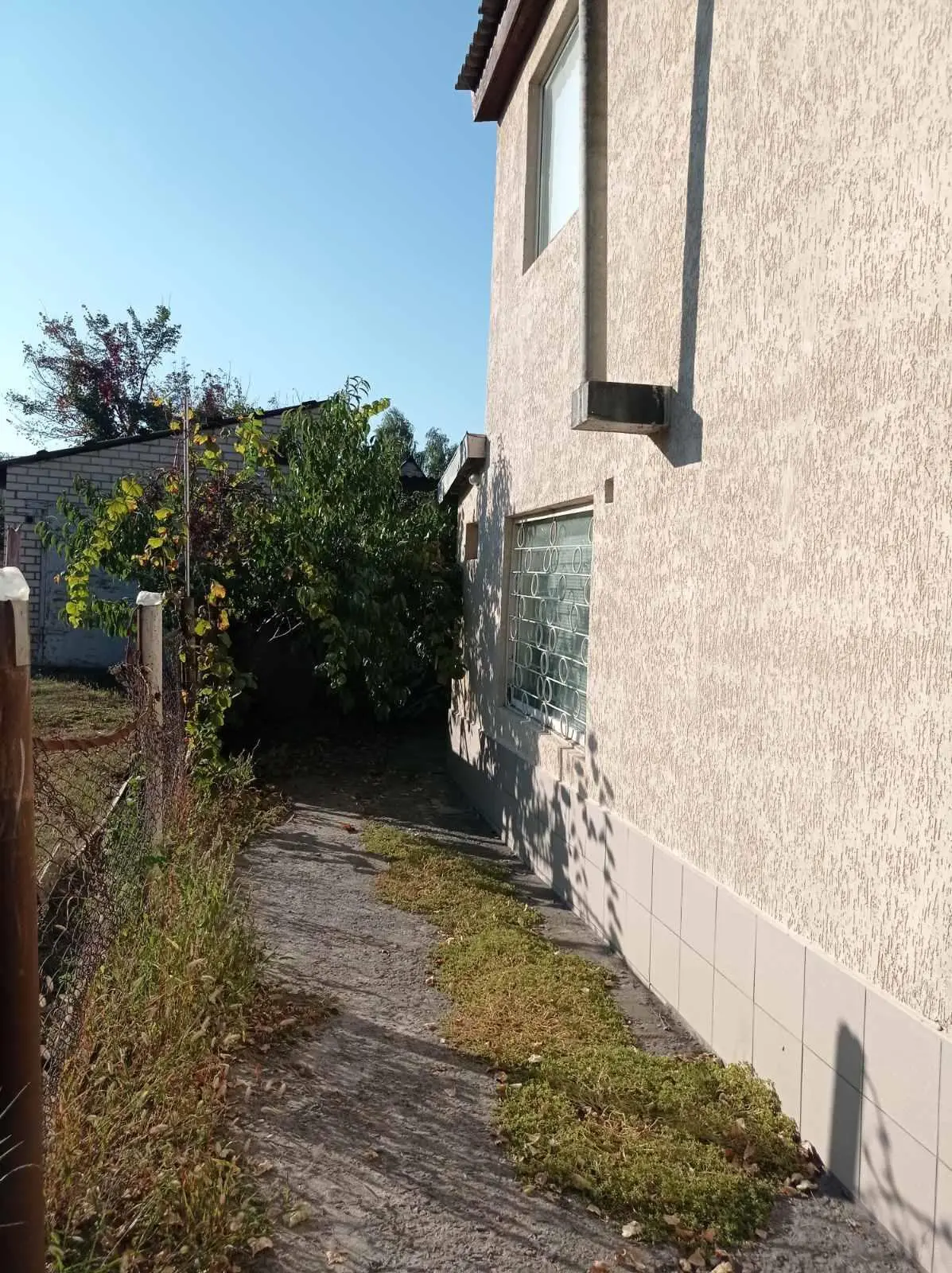 Частина будинку на Південному Вокзалі