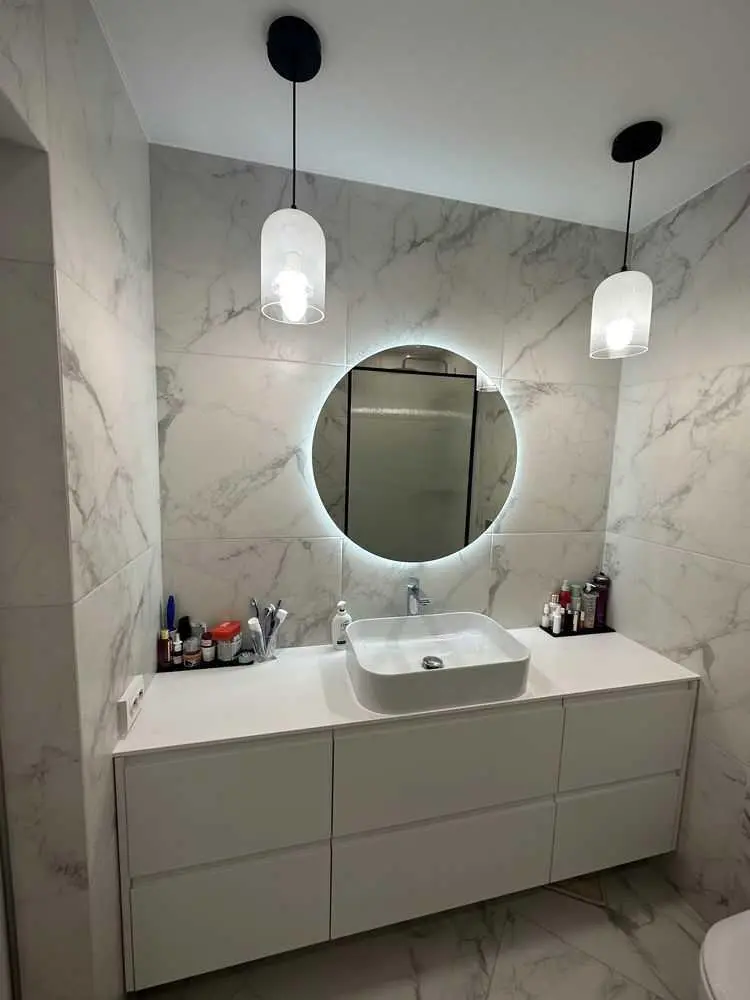 Квартира в новому будинку з дизайнерським  ремонтом!