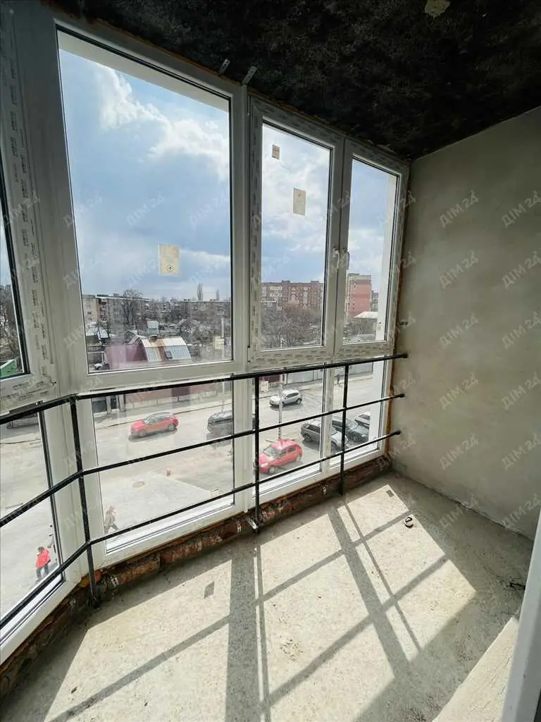 Остання квартира новобудова на Степного Фронту