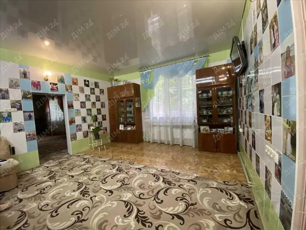 Частина будинку в центрі міста!