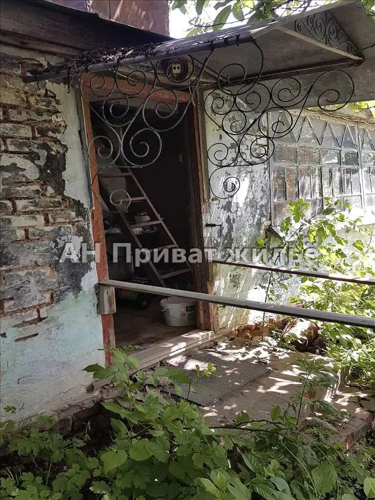 Окремий будинок в селі Бричківка