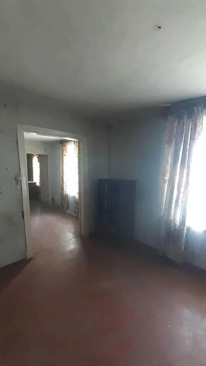 2-кімнатна квартира бюджетна в Центрі!