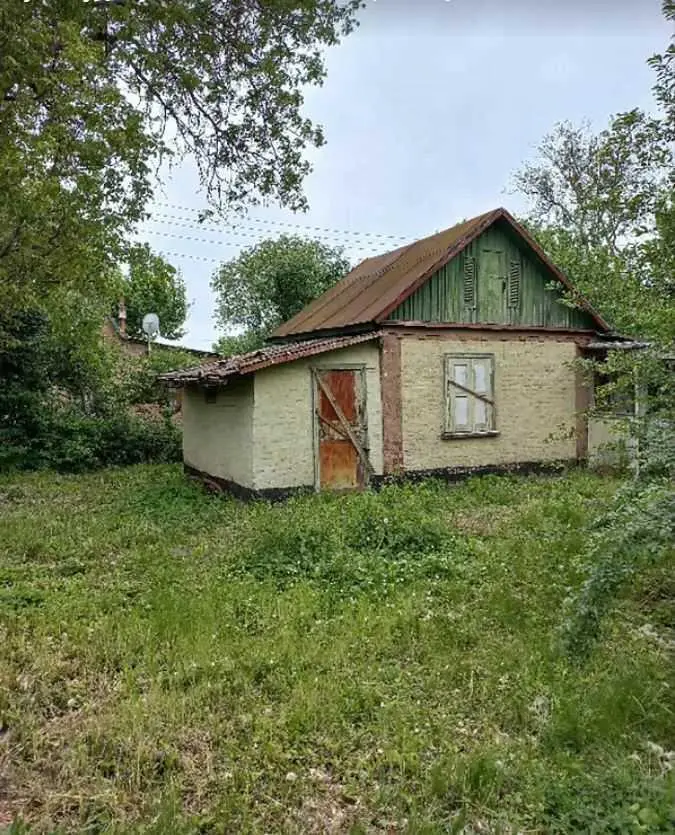 Дачний будинок в районі Автоагрегатного заводу.