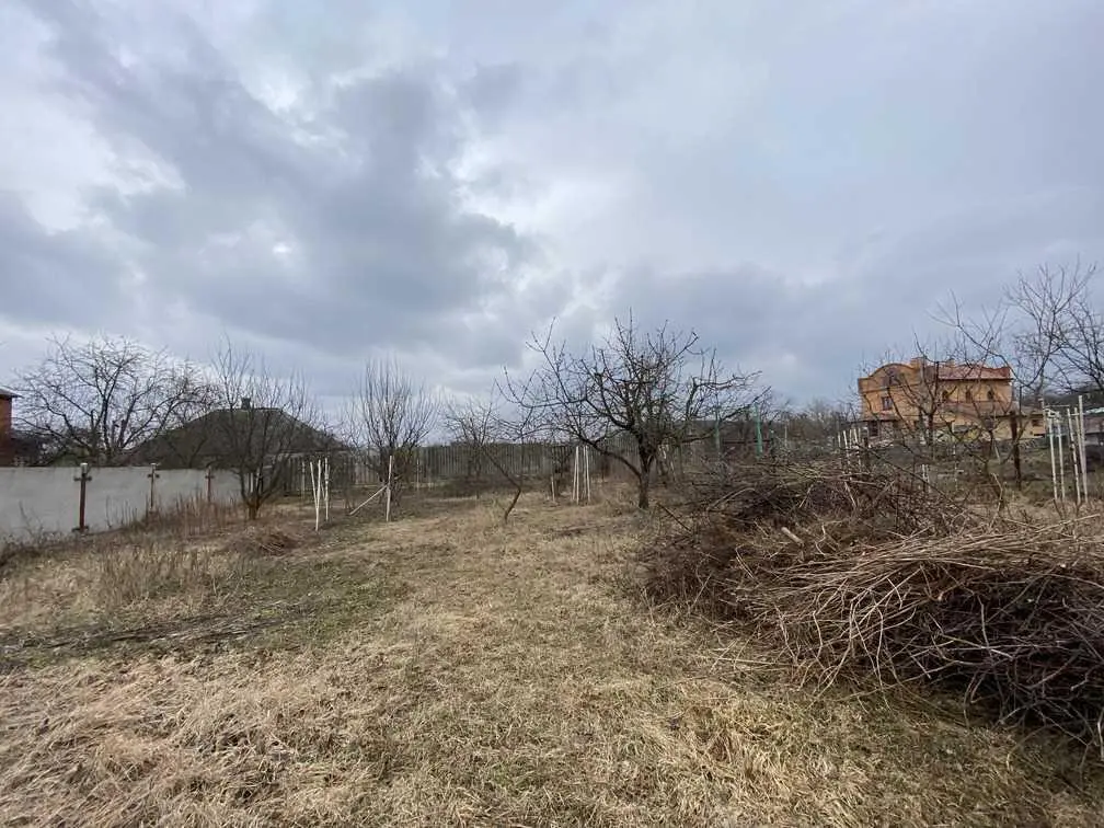 Ділянка з комунікаціями, Половки!