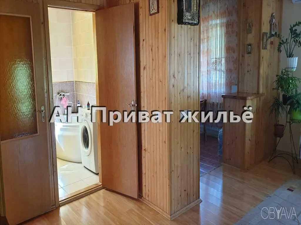  Пропонуємо двоповерховий будинок у передмісті Полтави. :

