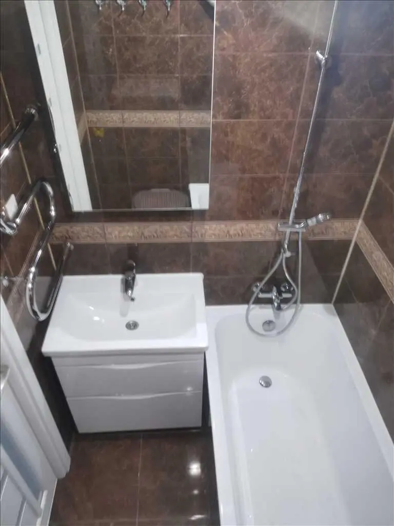 Трикімнатна квартира на Леваді.