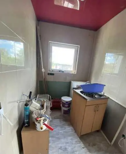 Пропонуємо 1/2 будинку в Копилах.
