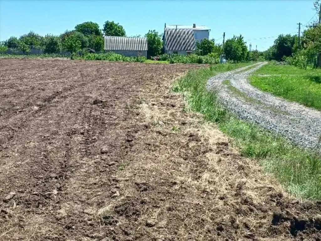 Земельна ділянка під забудову!