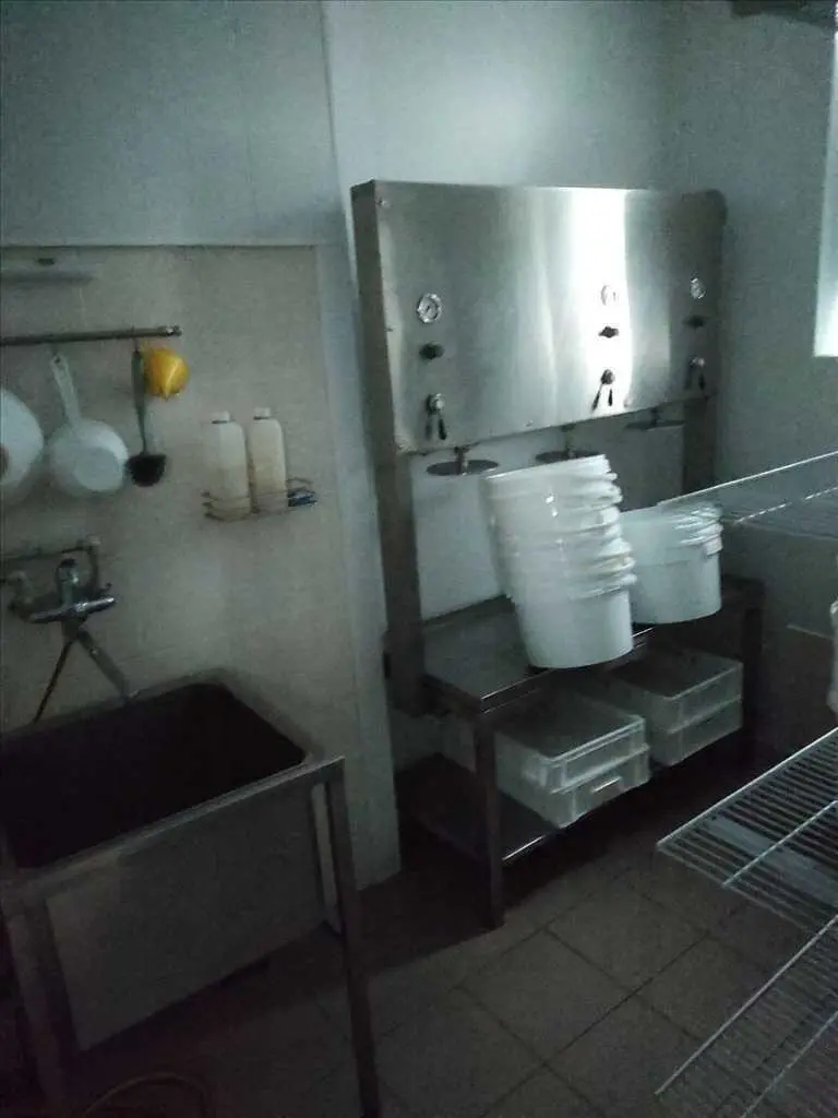 Продаж нежитлового приміщення в с.Копили, траса Київ- Харків!