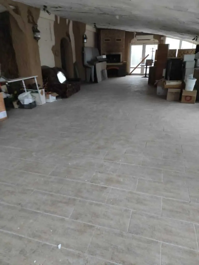 Продаж нежитлового приміщення в с.Копили, траса Київ- Харків!