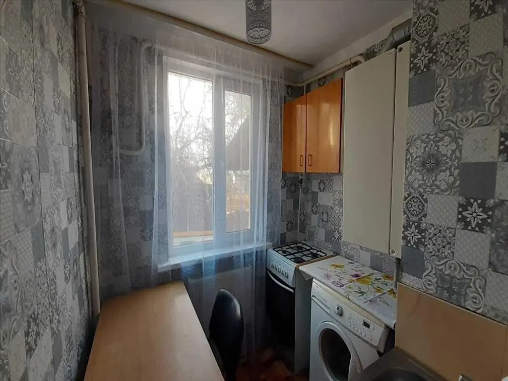 Двокімнатна квартира в центральній частині міста.