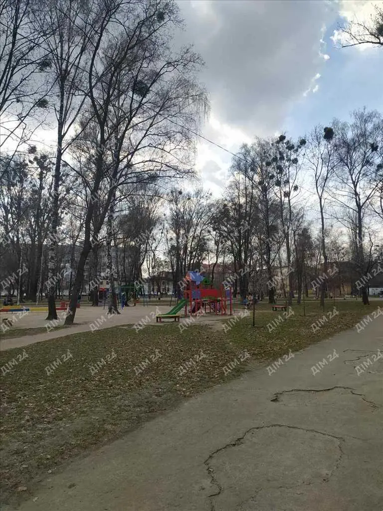 Квартира з видом на Павленківський парк (Зигіна)