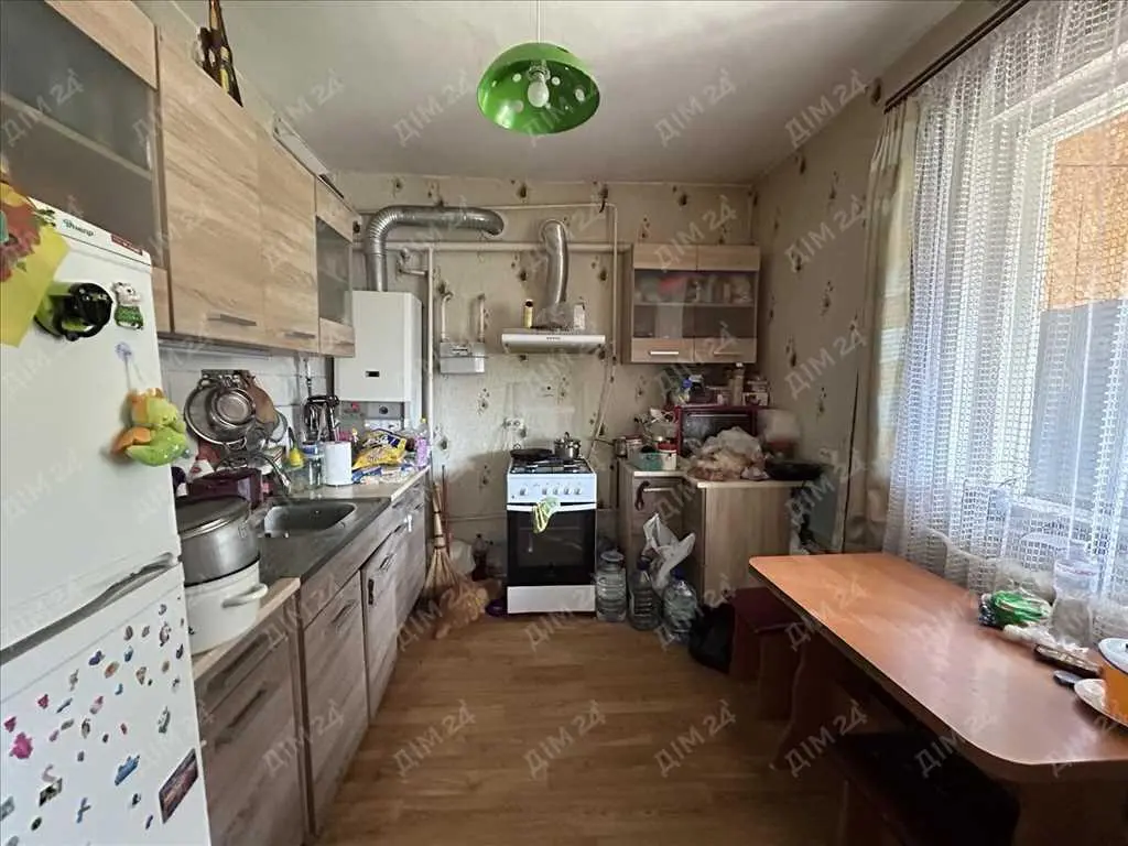 Цегляний будинок в Нових Санжарах