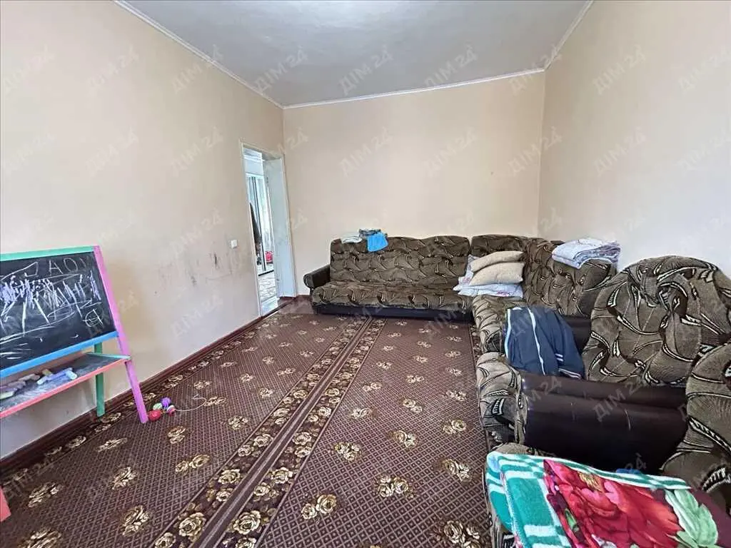 Цегляний будинок в Нових Санжарах