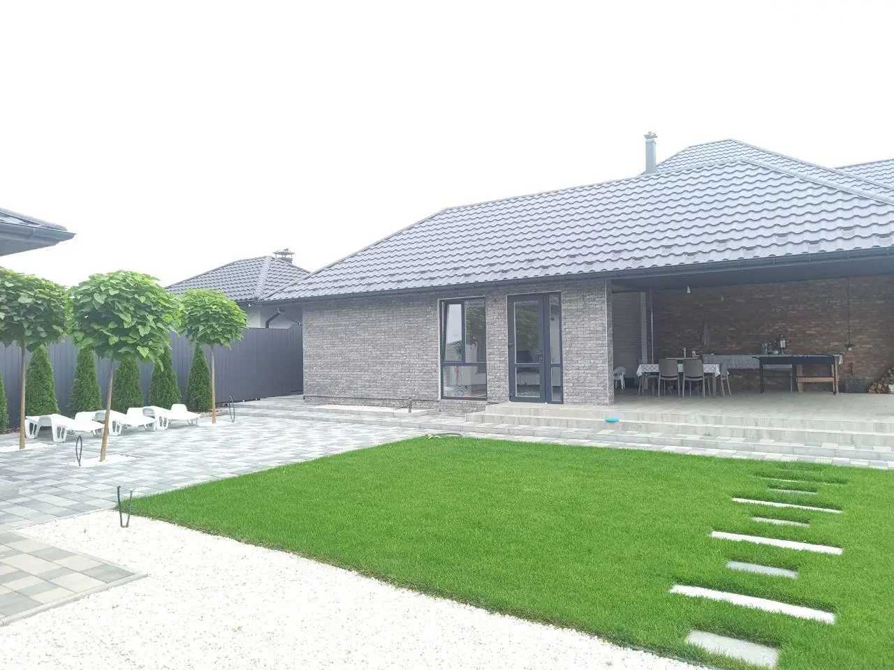 Сучасний будинок на Браїлка