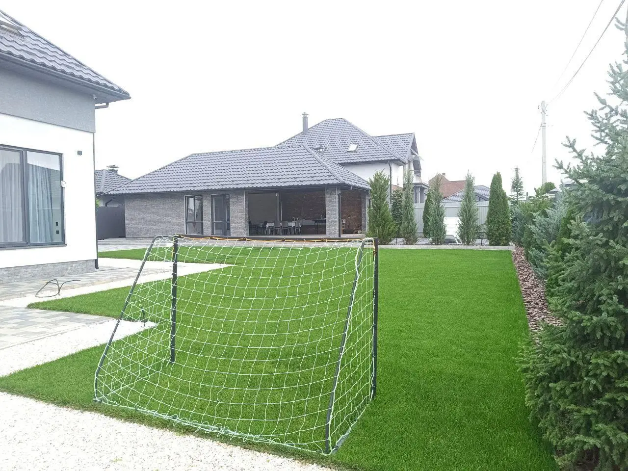 Сучасний будинок на Браїлка