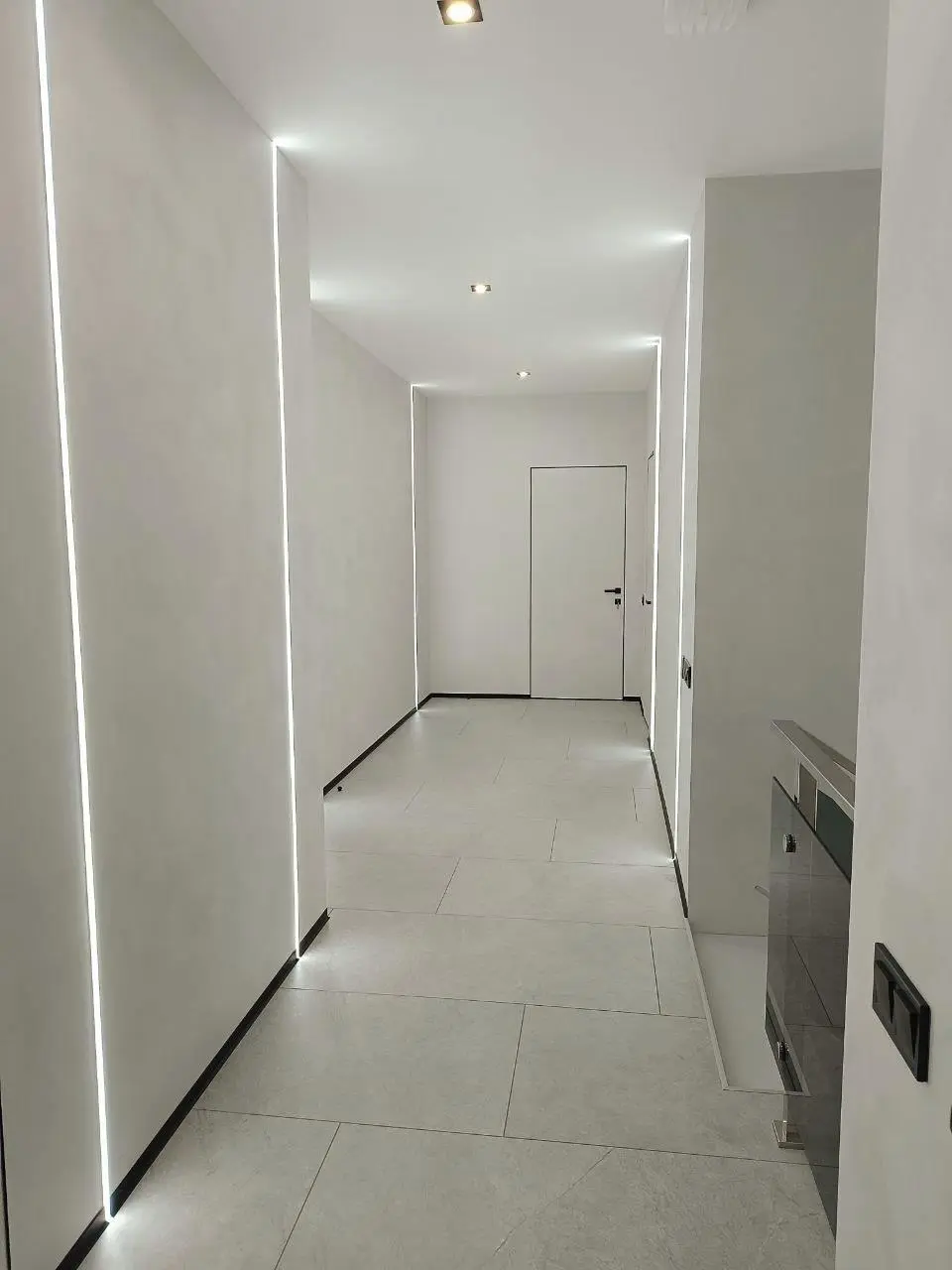 Сучасний будинок на Браїлка