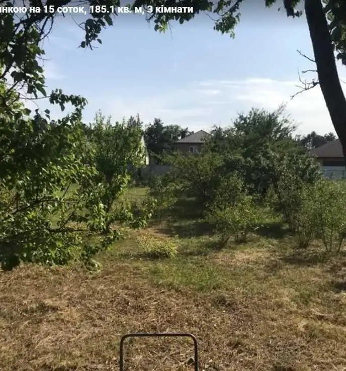 Окремий  будинок у передмісті Полтави. 