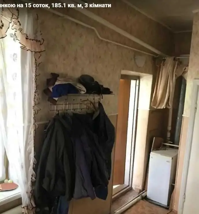 Окремий  будинок у передмісті Полтави. 