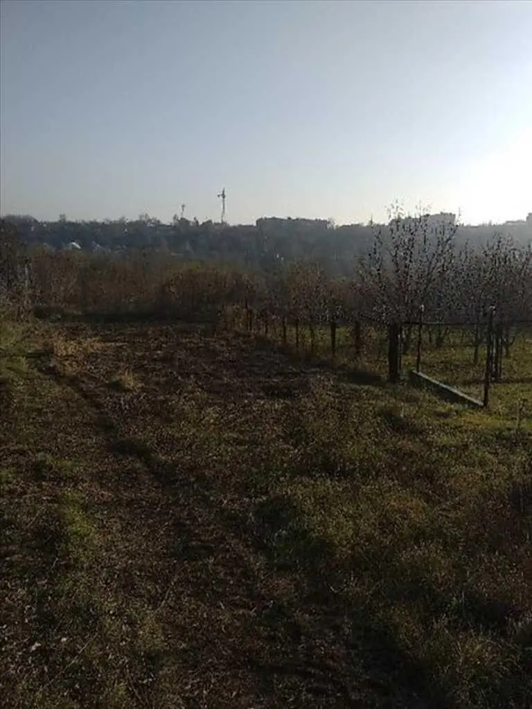 Ділянка в центральній частині міста.